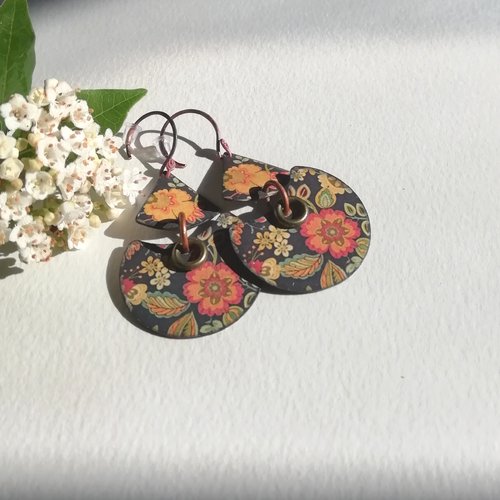 Boucles "souvenir bohême" pampilles émaillées attaches cuivre véritable
