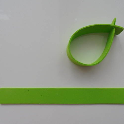 Bracelet en mousse à décorer longueur 19 cm vert clair 