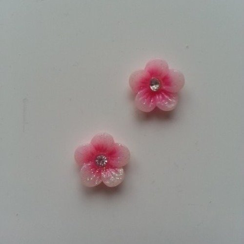 Lot de 2 fleurs en résine avec strass au centre 12 mm rose