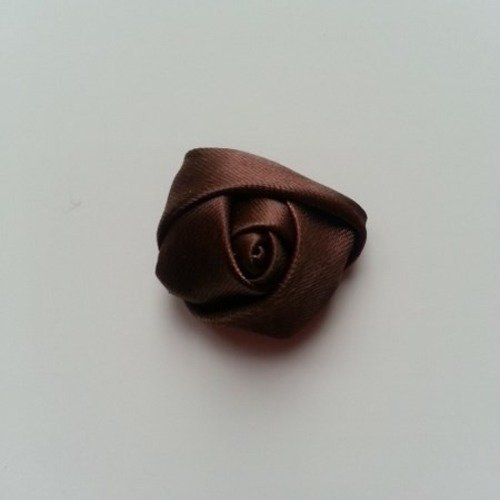 Fleur de satin bouton de rose marron  2.2cm