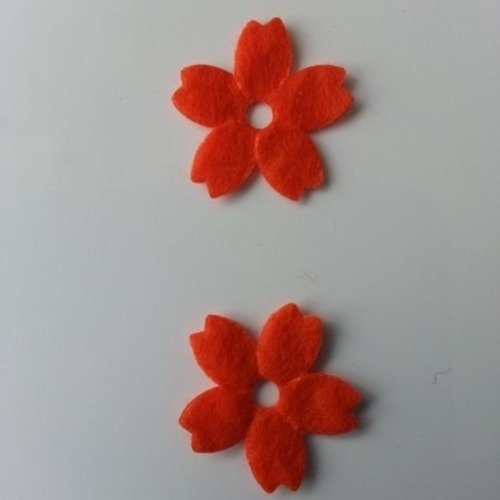 Lot de 2  fleurs en  feutrine orange 20mm