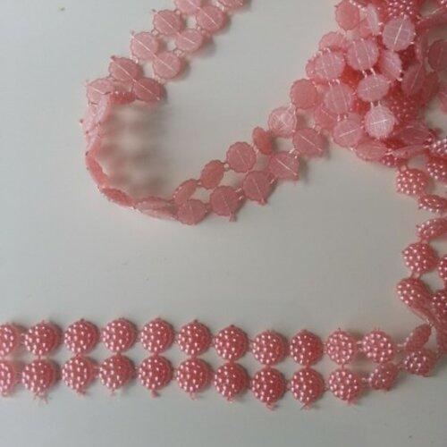 0,5 mètre de  ruban imitation perle rose saumoné  20mm de largeur