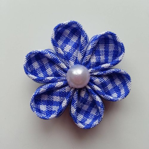 Fleur tissu à carreaux blanc et bleu 4 cm  petales ronds 
