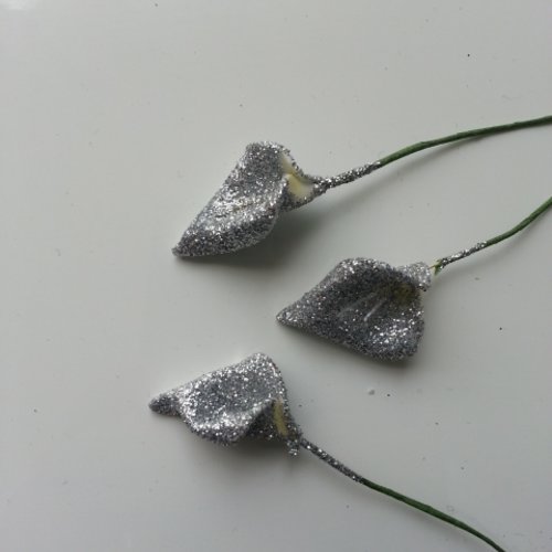 Lot de 3 fleurs arum  pailletés sur tige  10 cm argent