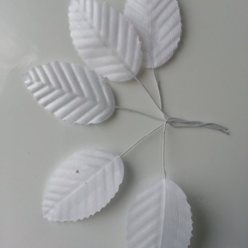 5 feuilles artificielles 30 x 50mm blanc