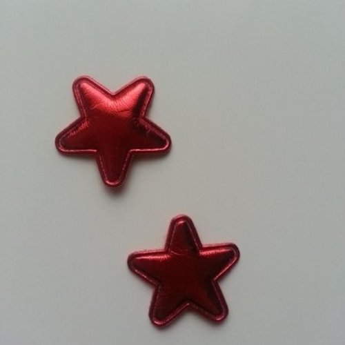 Lot de 2 étoiles en tissu matelassé de 25mm rouge