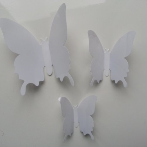 Grand  papillon  3d   en plastique 11 *9.5 cm blanc
