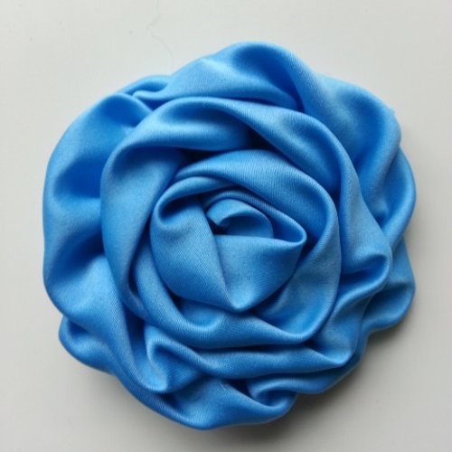 Fleur satin chiffonnée  bleu   80mm