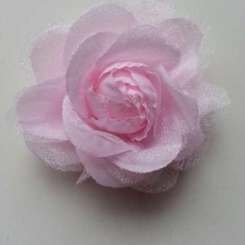 Rose  en tissu rose 70mm