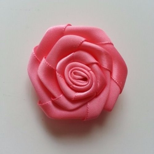 Tête de fleur satin plate 50mm rose saumoné