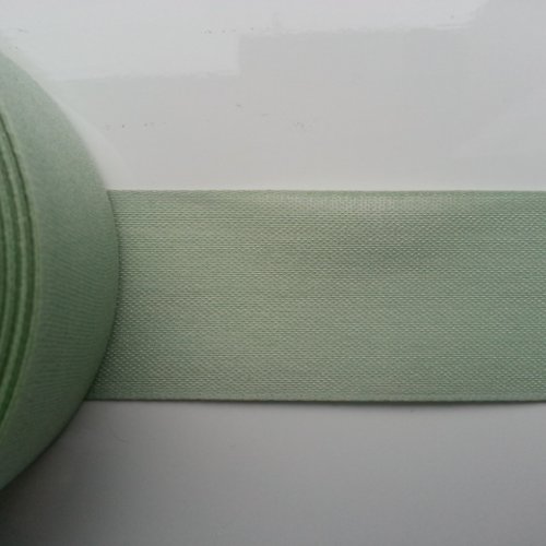 Un mètre de ruban tissu vert amande  40mm