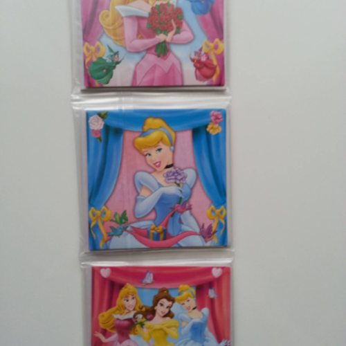 Lot de 12 cartes invitation anniversaire enfant princesse disney avec enveloppe  8.5cm