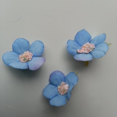 Lot de 3 fleurs artificielles en tissu 25mm  bleu