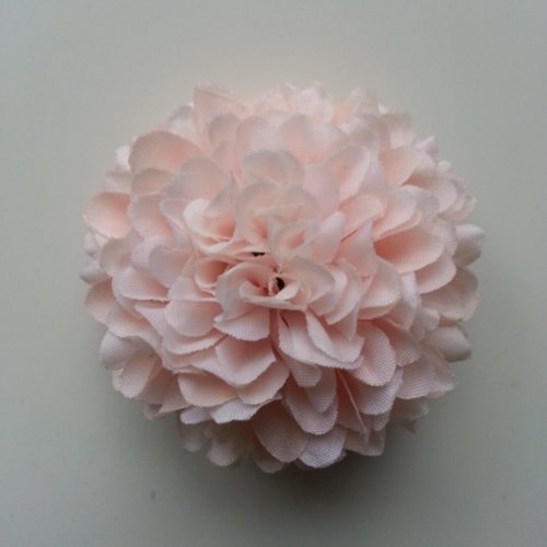 Fleur  en tissu pompon 50mm pêche clair