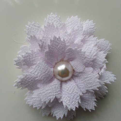 Fleur en tissu centre perle 60 mm blanc