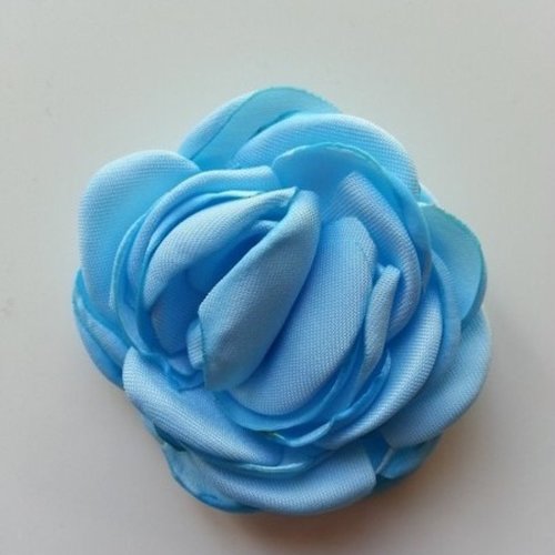 Fleur en satin de soie 50mm bleu ciel