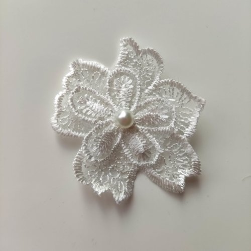 Double fleur en dentelle blanc 50 mm