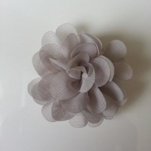 Fleur en tissu mousseline de 60mm gris