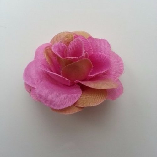 Fleur  en tissu rose et beige  40mm