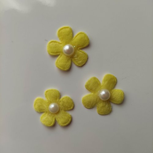 Lot de 3 fleurs perlée en feutrine 25mm jaune