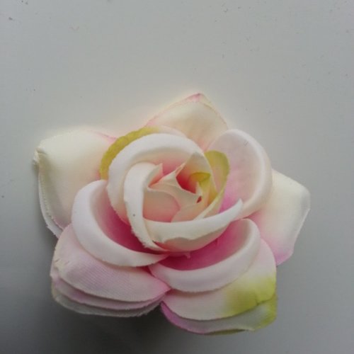 Rose artificielle en tissu de 60mm ivoire rose vert