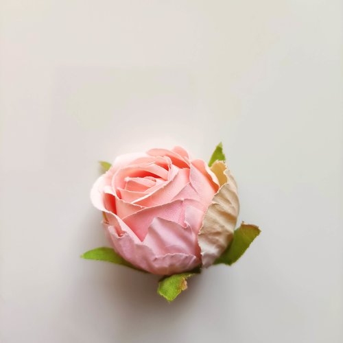 Fleur tête de rose en tissu 50mm pêche