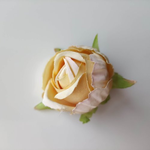 Fleur tête de rose en tissu 50mm ivoire