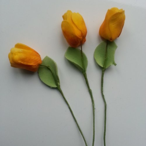 Lot de 3 tulipes jaune en mousse sur tige
