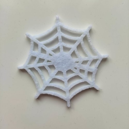 Toile d'araignée  halloween en feutrine blanche 65mm