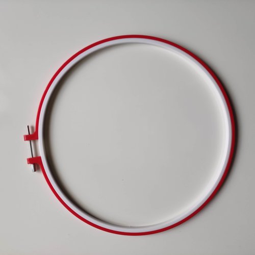Tambour, cercle  à broder en plastique 28cm