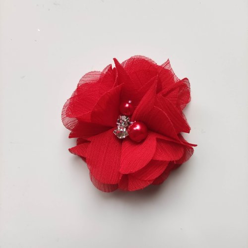 Fleur mousseline perle et strass  rouge 55mm