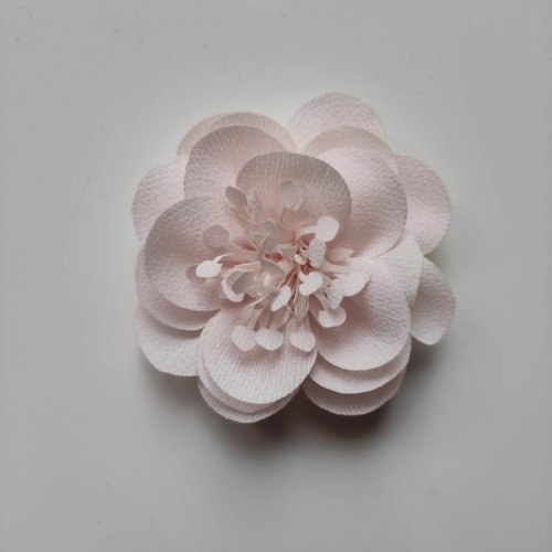 Fleur mousseline avec pistils  60mm rose pale