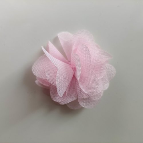 Petite fleur en tissu rose  4cm