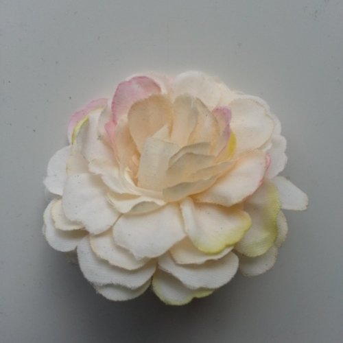 Fleur artificielle en tissu ivoire rosé  55mm