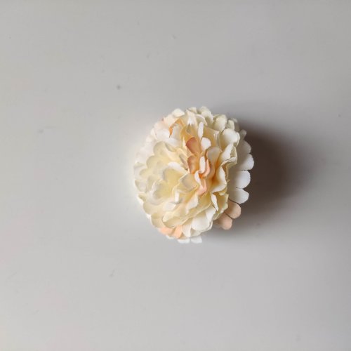 Fleur en tissu mini oeillet de 30mm ivoire et peche