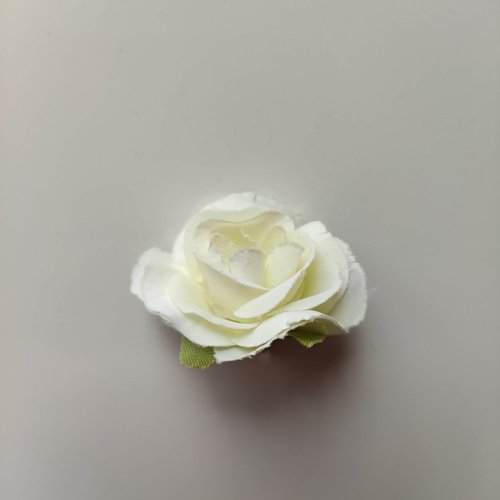 Fleur  en tissu  40mm ivoire