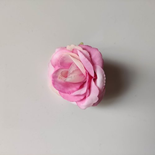 Fleur  en tissu  40mm rose