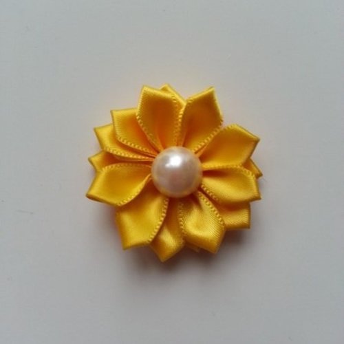 35mm fleur  en ruban de satin jaune