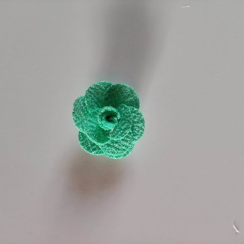 Petite fleur en tissu 25 mm verte