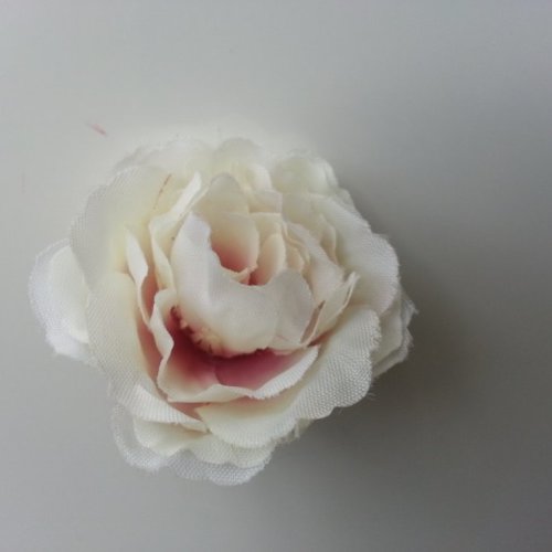 Fleur tissu pivoine blanche et rose 40mm