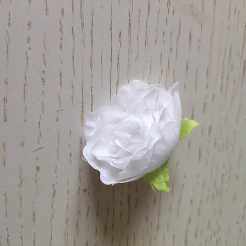 Fleur tissu pivoine blanc 40mm