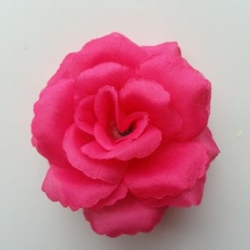 Fleur en tissu de 70mm rose fuchsia