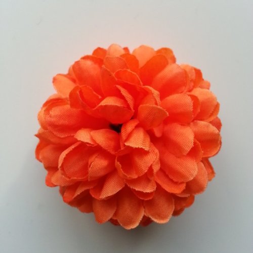 Fleur  pompon en tissu orange 50mm