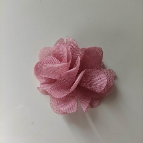 Petite fleur en tissu vieux rose 4cm