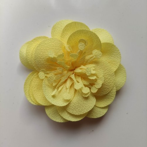 Fleur mousseline avec pistils  60mm jaune