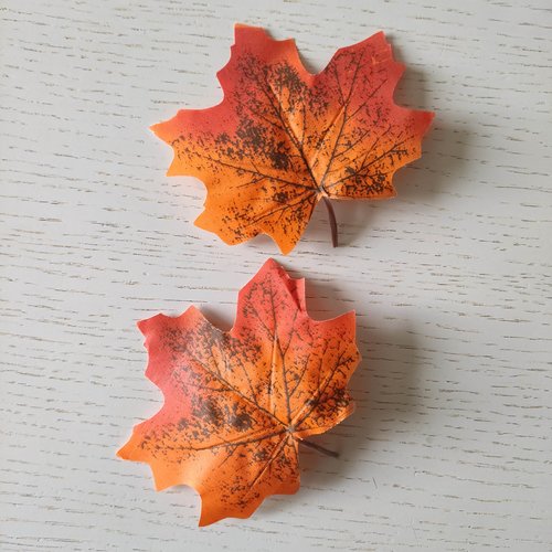 Lot de 2  feuilles de lierre artificielles en tissu  10*10 cm orange