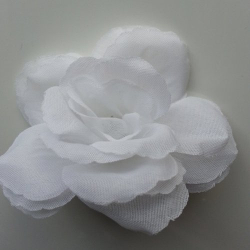 Fleur en tissu de 70mm blanc