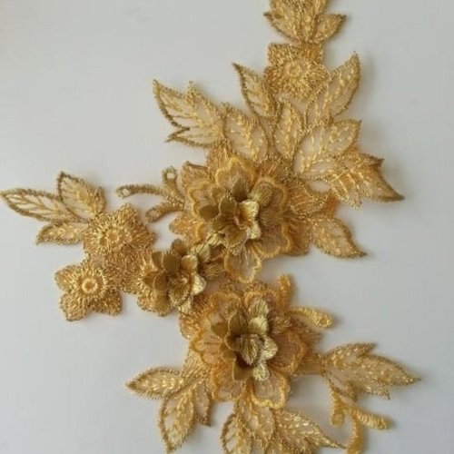 Applique  en dentelle et fleur doré, or 15*19cm