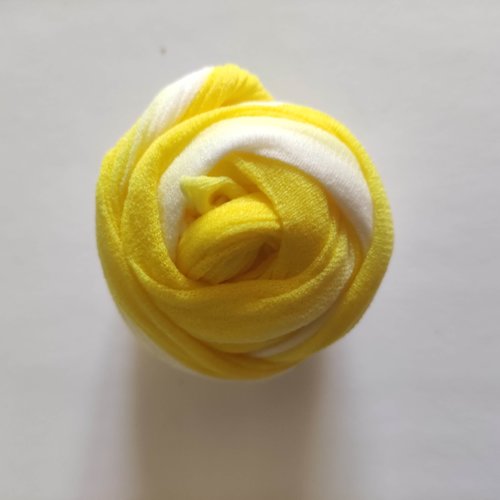 N001004 collant nylon triple couleur pour la création de fleurs, papillons, raquettes dragées