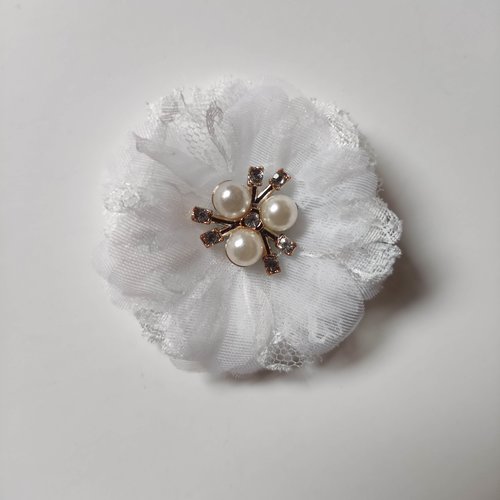 Fleur organza et dentelle centre perle et strass 50mm blanc